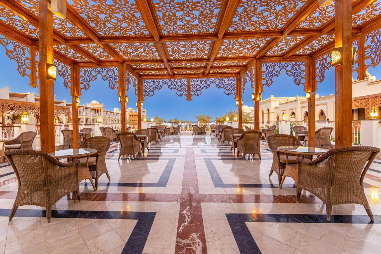 Grand Palace - Couples Only 18 Years Plus (Adults Only) Hurghada Exterior foto The hotel's main lobby