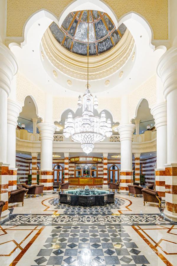Grand Palace - Couples Only 18 Years Plus (Adults Only) Hurghada Exterior foto The lobby of the hotel