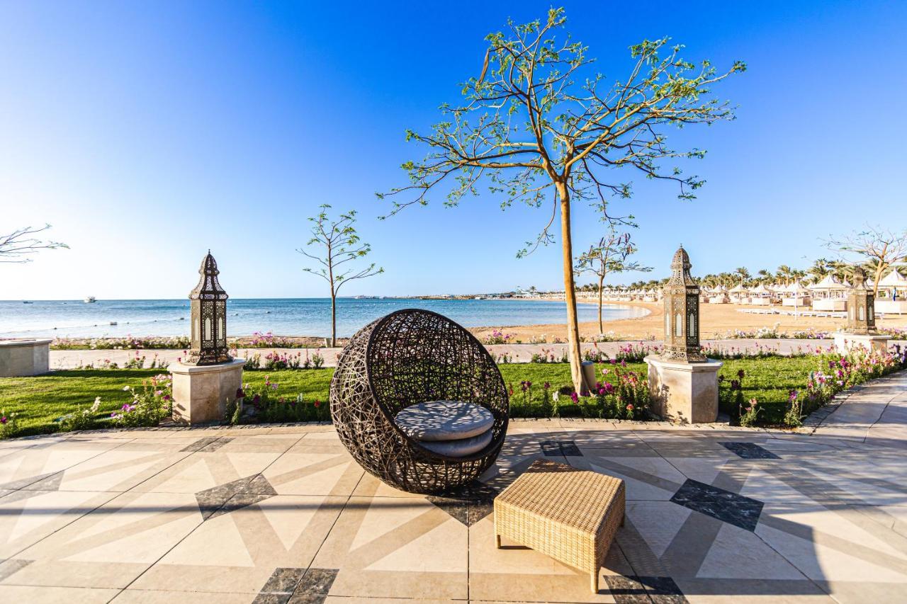 Grand Palace - Couples Only 18 Years Plus (Adults Only) Hurghada Exterior foto View of the Dead Sea from the Dead Sea Spa Resort